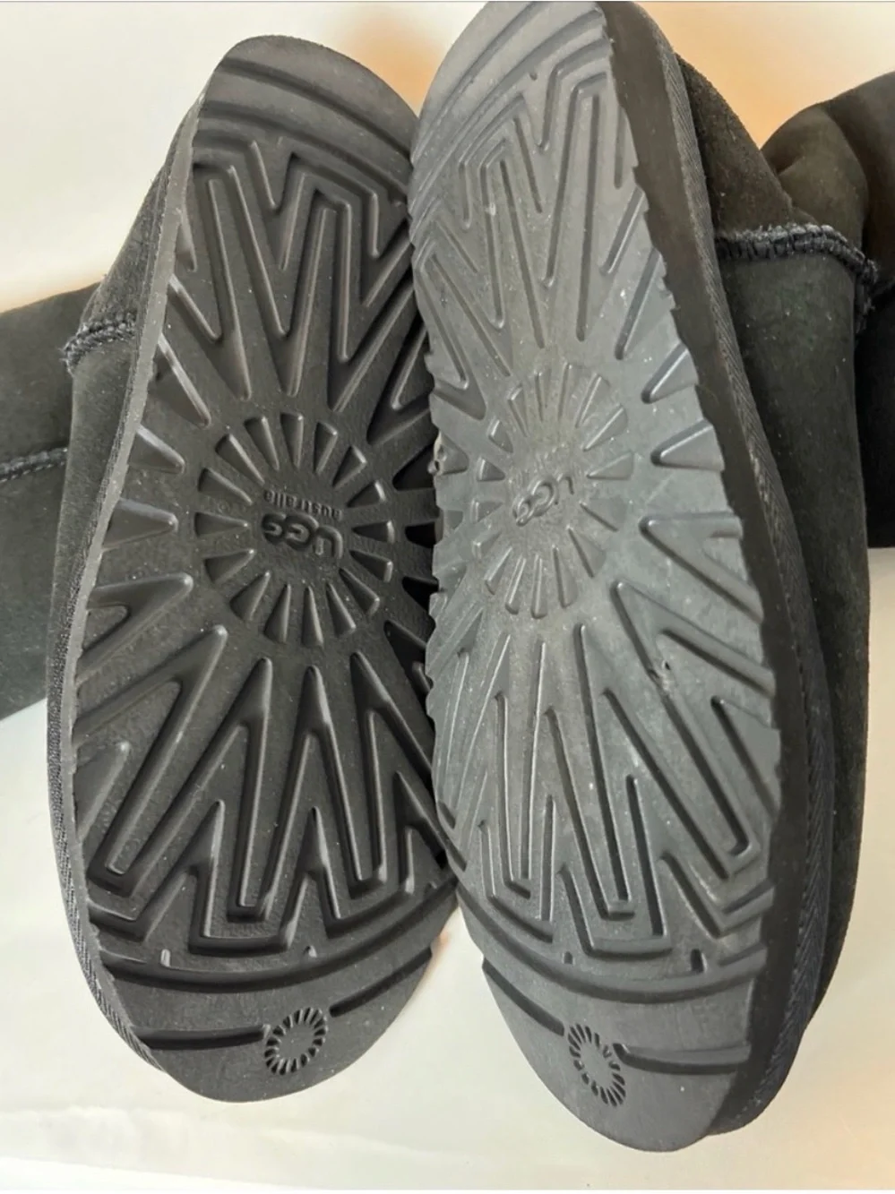 UGG Classic Tall-size 8